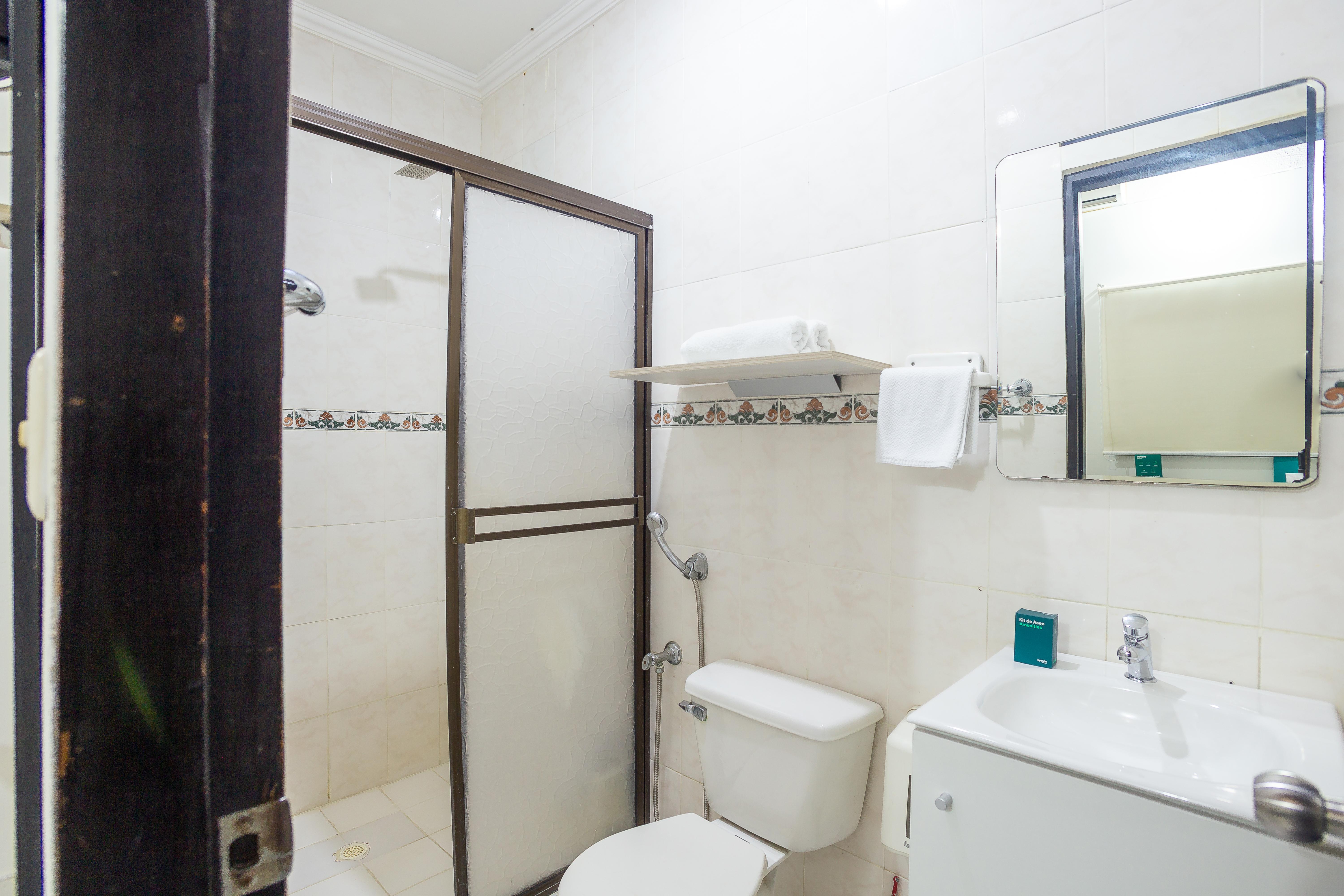 Ayenda Casa Real Hotel Monteria Exterior photo