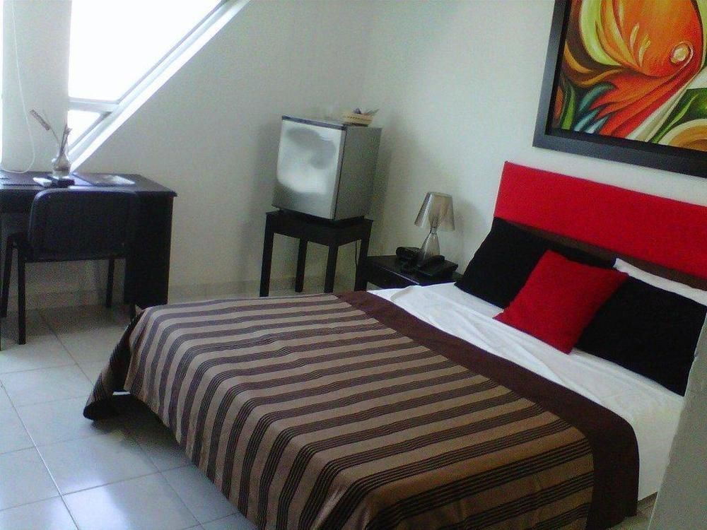 Ayenda Casa Real Hotel Monteria Exterior photo